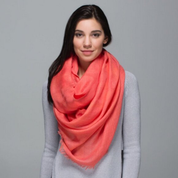 Lululemon Mudra Scarf, Atomic Red / Plum Peach, One Size - Picture 2 of 8